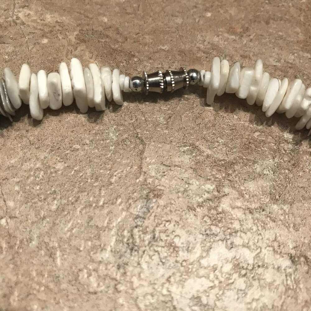 Broken Shell Necklace - Picture 6 of 9